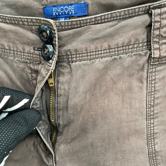 Encore Shorts Womens 14 Petites Dark Brown Cargo High Rise Button Zip Closure - Picture 6 of 12